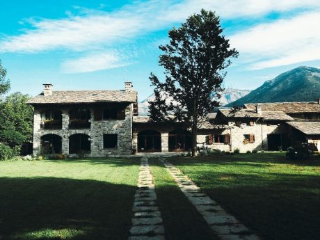 rantan-cascina-con-cucina-in-valchiusella