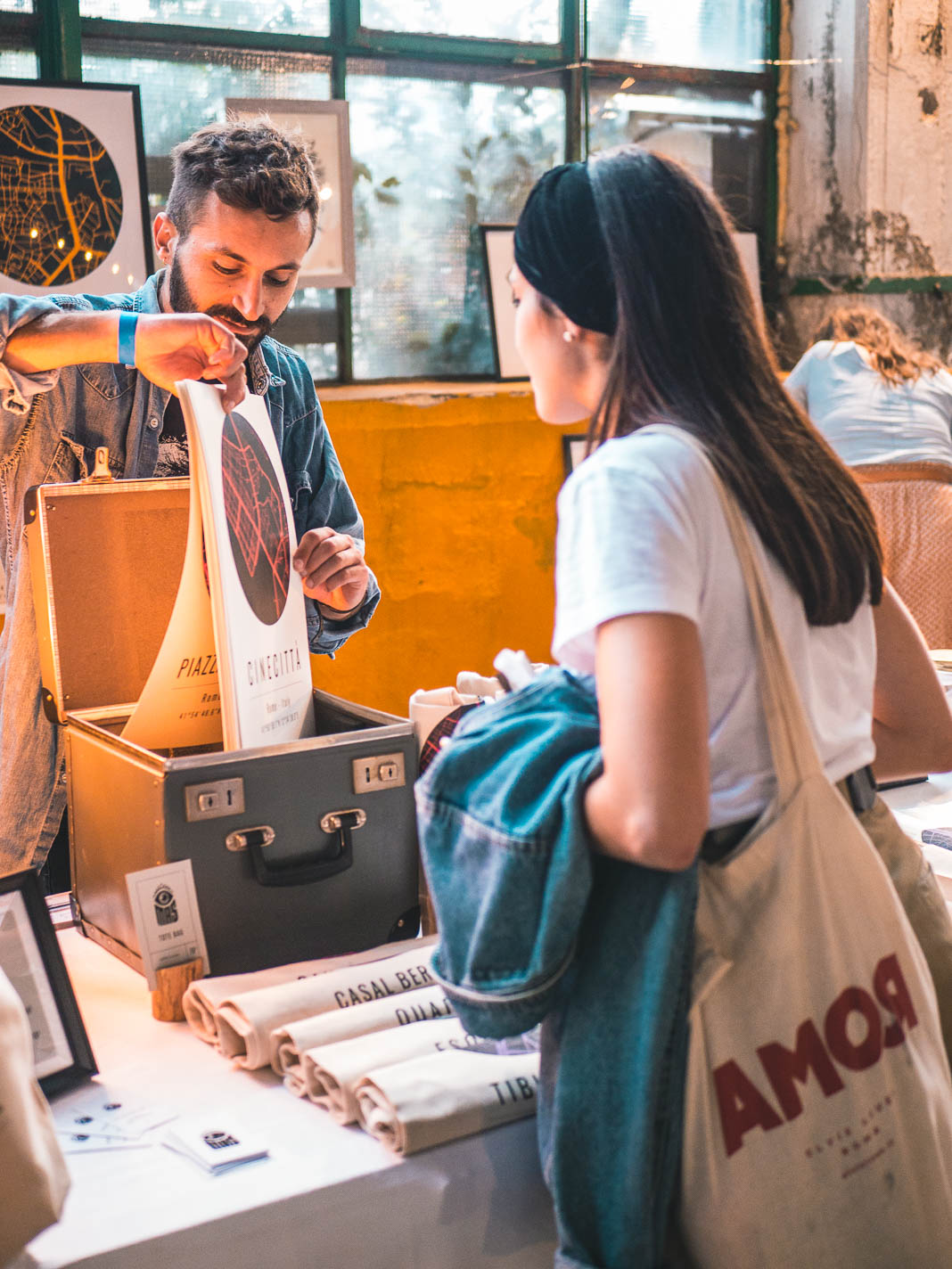 Wave Market Fair Roma