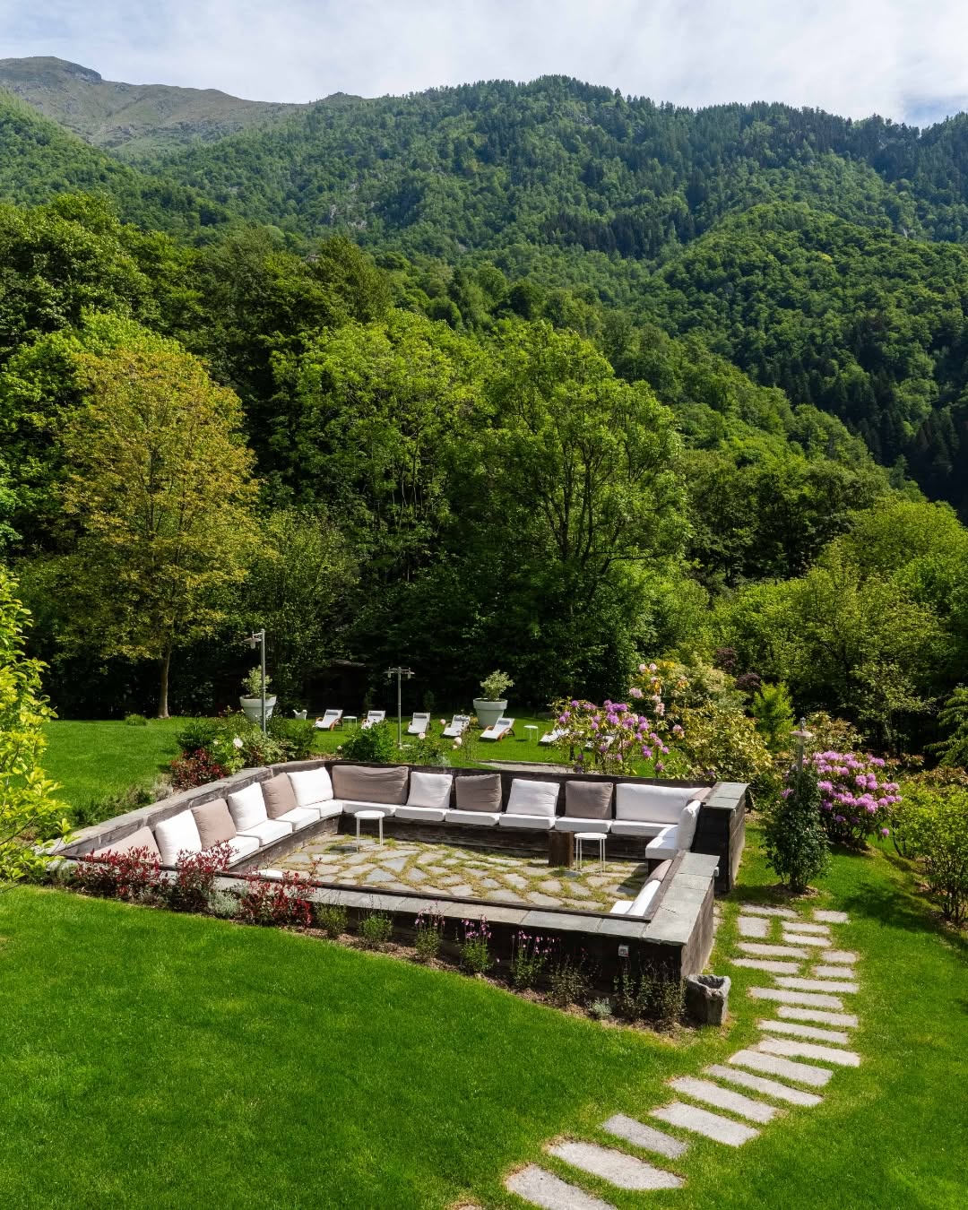 Yoga all’aperto + Biolago + Brunch del Benessere